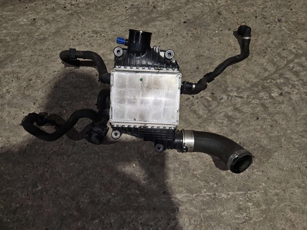 INTERCOOLER JAGUAR XE, Niet ingevuld, Gebruikt, Niet ingevuld, Ophalen of Verzenden