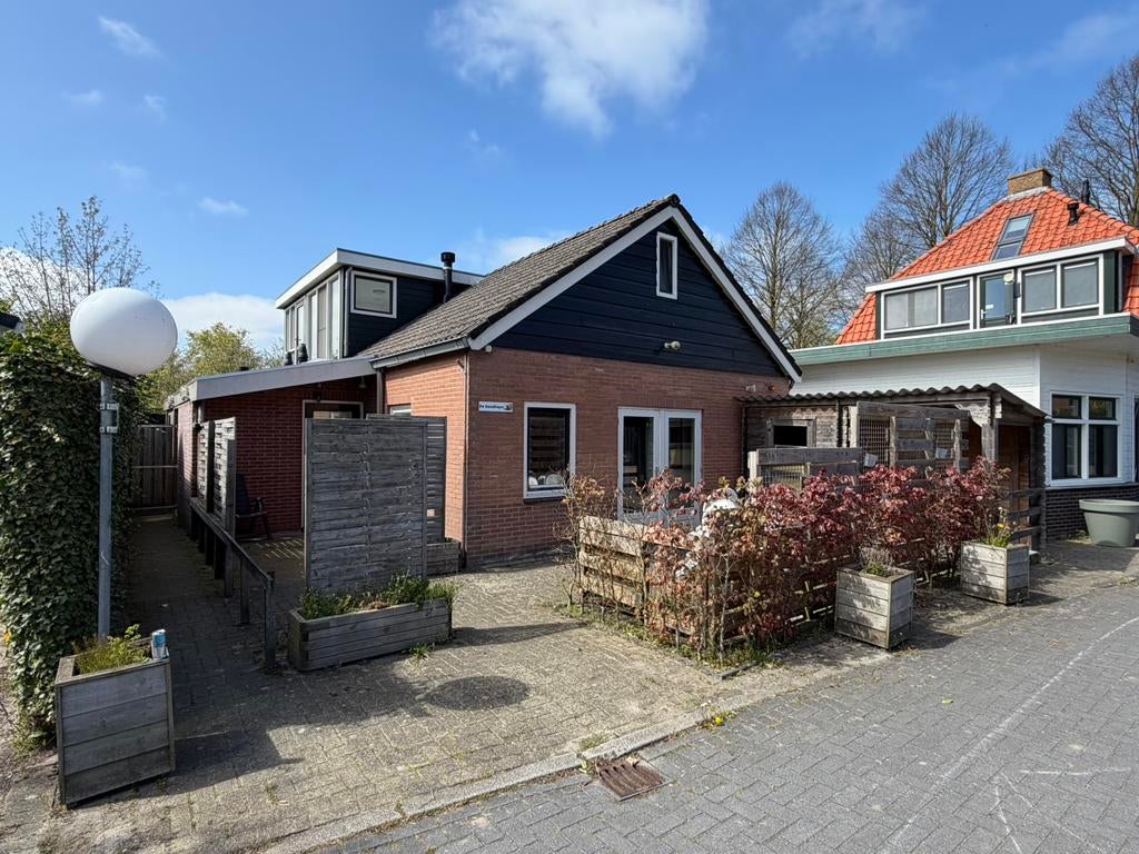 Appartement te huur – Camping De Kiviet, Oudehaske, Twee onder één kap, Direct bij eigenaar, 3 kamers, Friesland