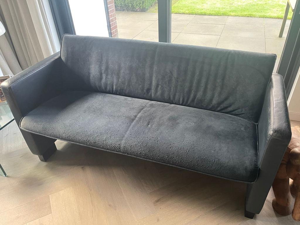 GRATIS MOET WEG 2 blauweLeolux banken ophalen Berkel-Enschot, Ophalen, Gebruikt, 150 tot 200 cm, Rechte bank