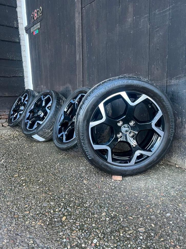 Originele Opel Vauxhall crossland vivaro velgen 17? 4x108, Auto-onderdelen, Banden en Velgen, Banden en Velgen, Niet ingevuld