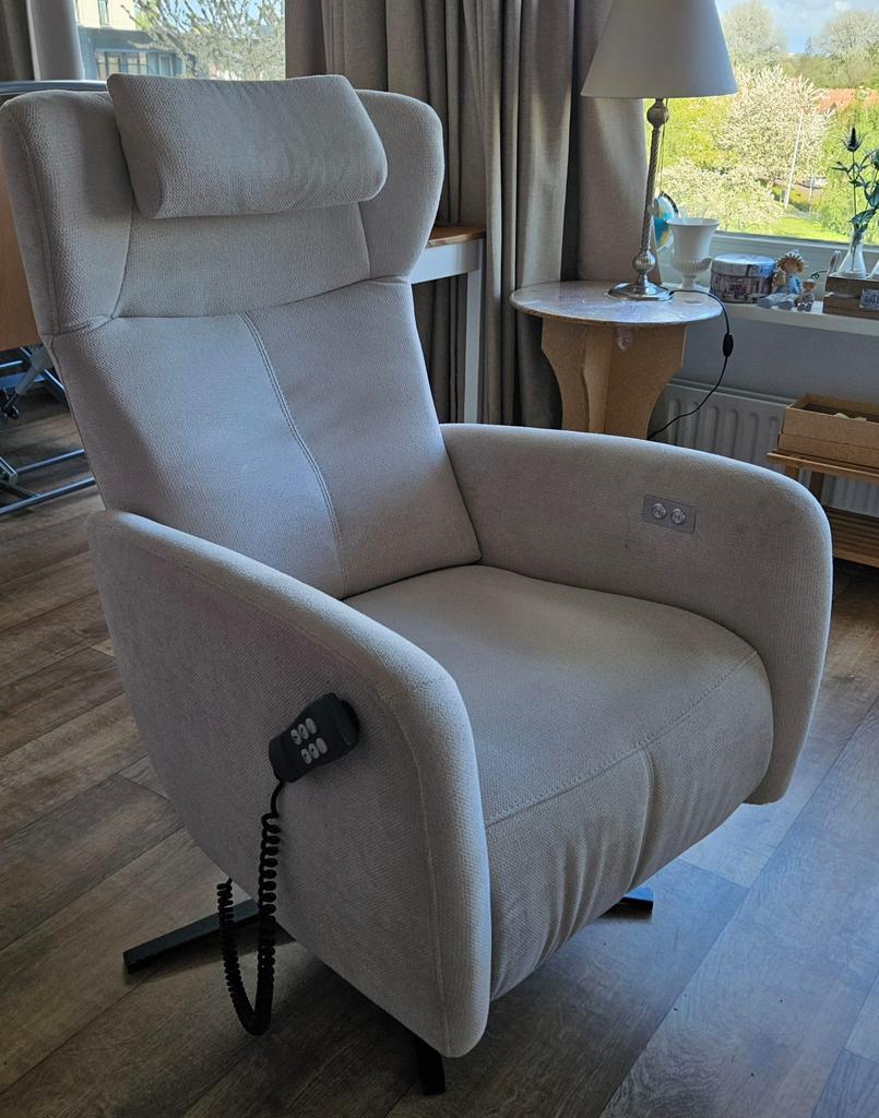 Prominent Sta Op Stoel beige, Huis en Inrichting, Fauteuils, Ophalen, Zo goed als nieuw, Minder dan 75 cm, 50 tot 75 cm