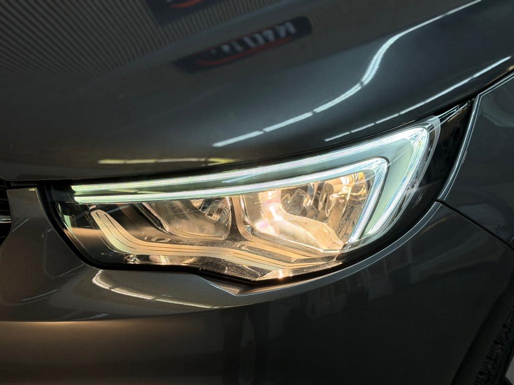 Opel Grandland X 1.2 Turbo Innovation 2019 LED CAMERA CRUISE, Auto's, Opel, Gebruikt, Leder en Stof, Bedrijf, 3 cilinders