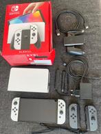 Nintendo Switch OLED wit/grijs + 2 extra Joy-Cons, Ophalen of Verzenden, Zo goed als nieuw, Met 1 controller, Switch OLED