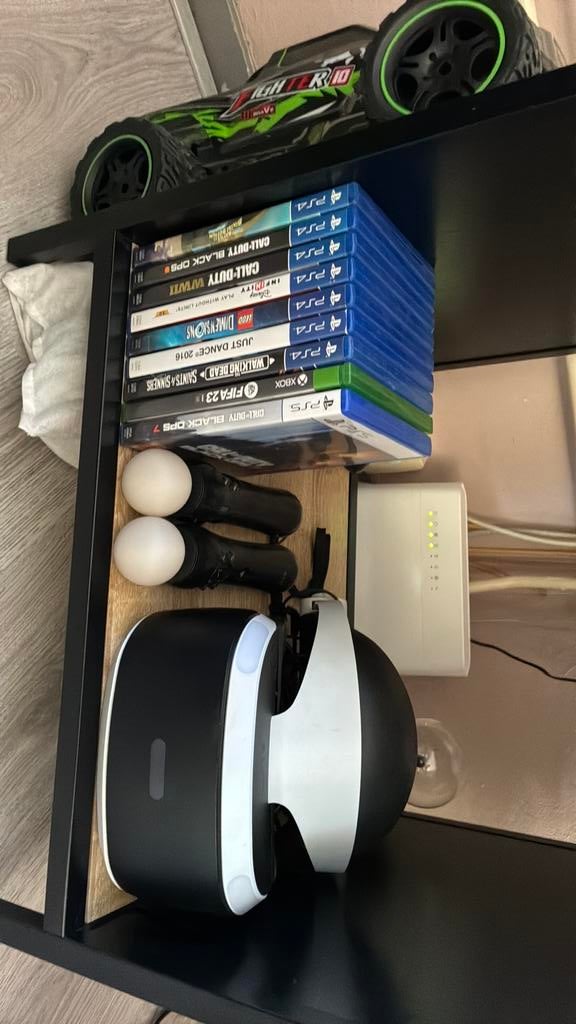 Ps4 slim met VR bril, Spelcomputers en Games, Spelcomputers | Sony PlayStation 4, Ophalen of Verzenden, Zo goed als nieuw, Met 1 controller