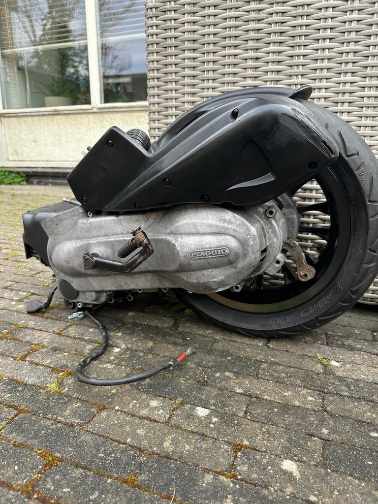 125cc 2T Grote Trommel Blok Piaggio, Ophalen, Zo goed als nieuw, Blok