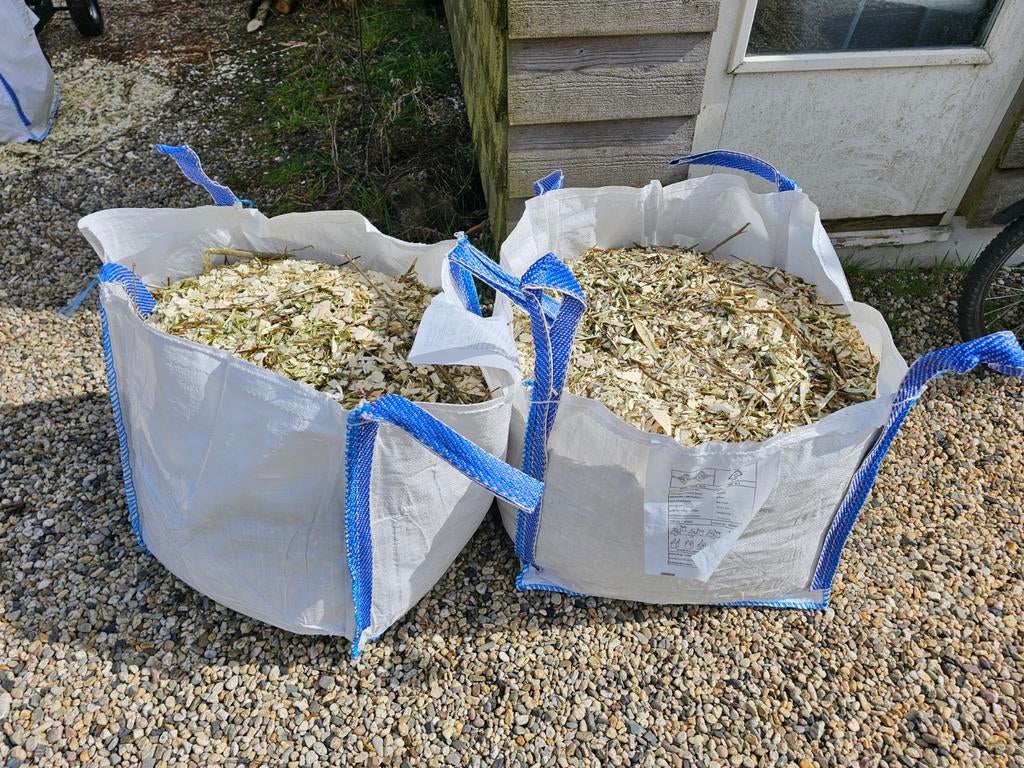 Houtsnippers in 1/4 big bags., Tuin en Terras, Overige Tuin en Terras, Ophalen
