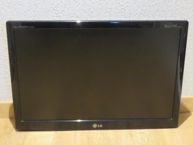 GRATIS defecte LG tv, met geluid, zonder beeld, 22 inch, Ophalen, 50 Hz, LG, Niet werkend