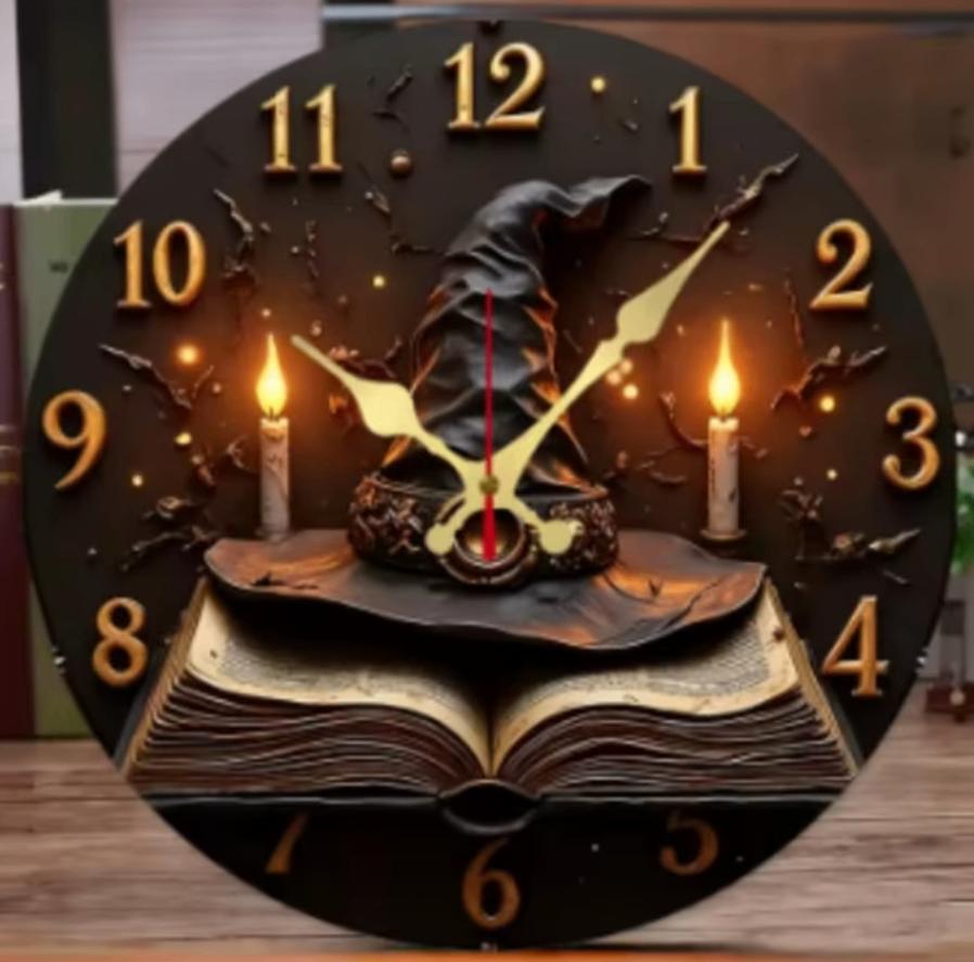 Ronde wandklok van hout Tovenaarshoed (25cm), Ophalen of Verzenden, Nieuw, Wandklok