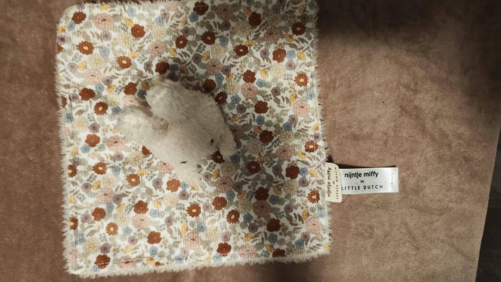Little Dutch Nijntje Knuffeldoekje Vintage - Nieuw!, Kinderen en Baby's, Speelgoed | Babyspeelgoed, Ophalen of Verzenden, Nieuw