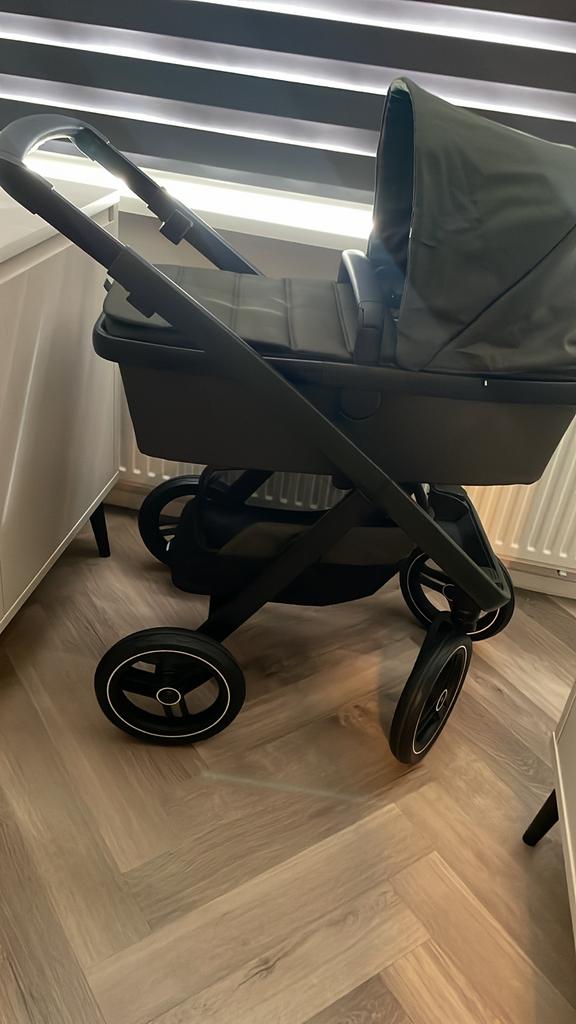 Dubatti Two kinderwagen - Nieuw en compleet, Kinderen en Baby's, Kinderwagens en Combinaties, Nieuw, Ophalen of Verzenden, Met reiswieg