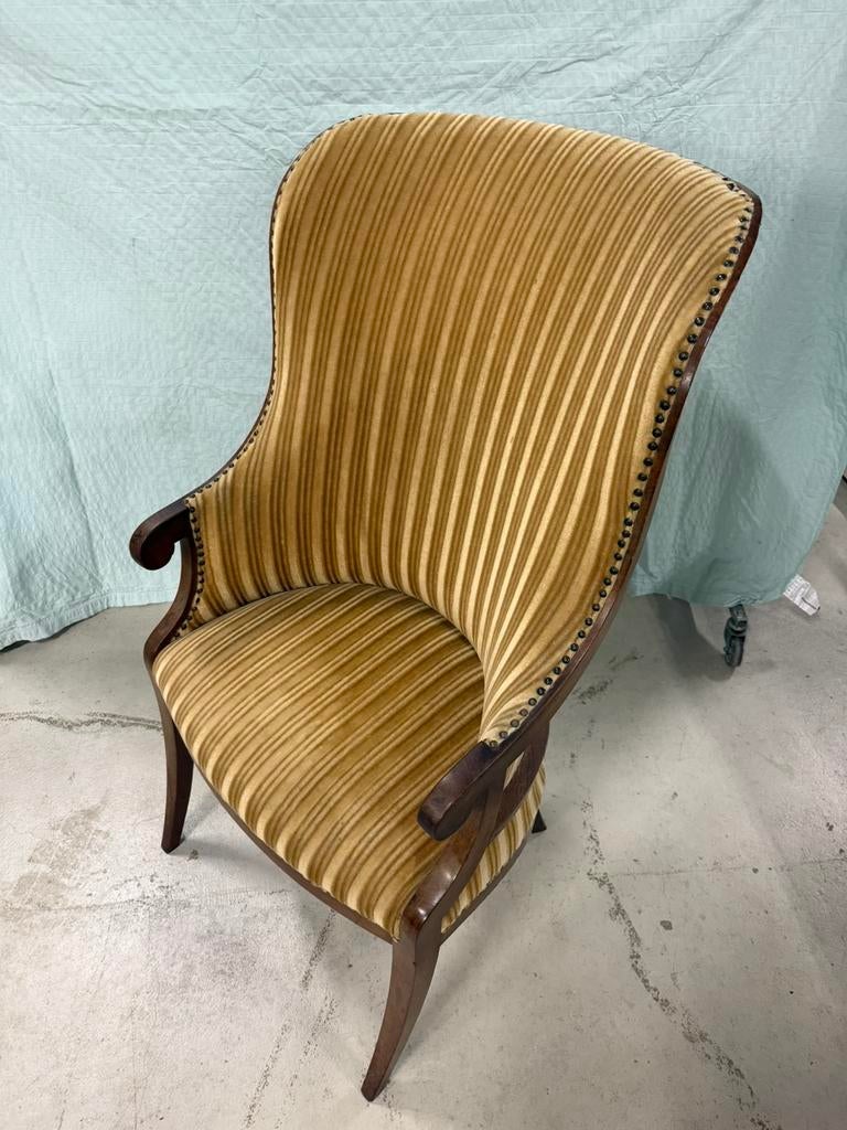 Antieke Franse fauteuil (stoel) met hoge rug, goud gestreept, Ophalen, Zo goed als nieuw, Minder dan 75 cm, 50 tot 75 cm