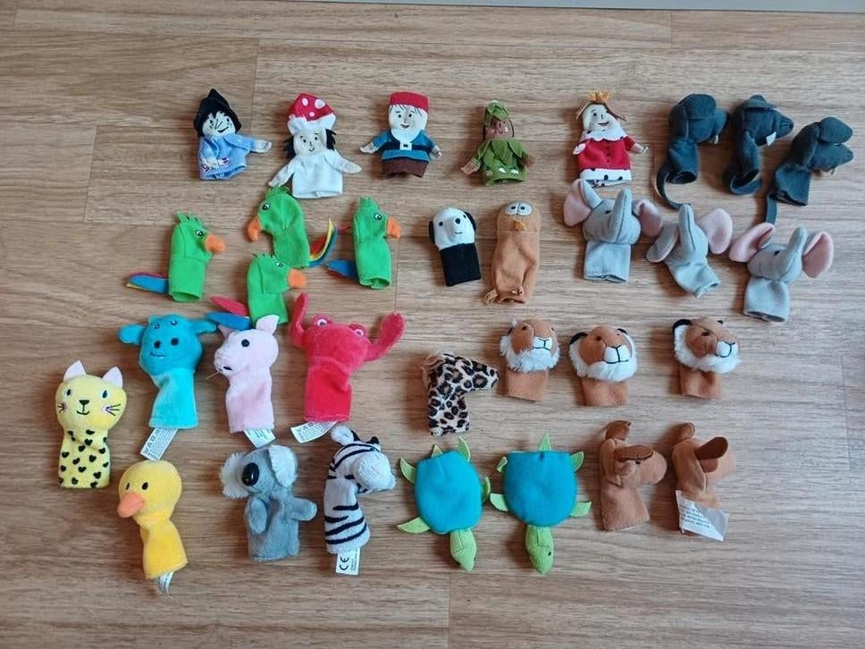 Vingerpopjes vingerpoppetjes ikea en hema dieren sprookje, Kinderen en Baby's, Kindermode-accessoires, Ophalen of Verzenden, Zo goed als nieuw