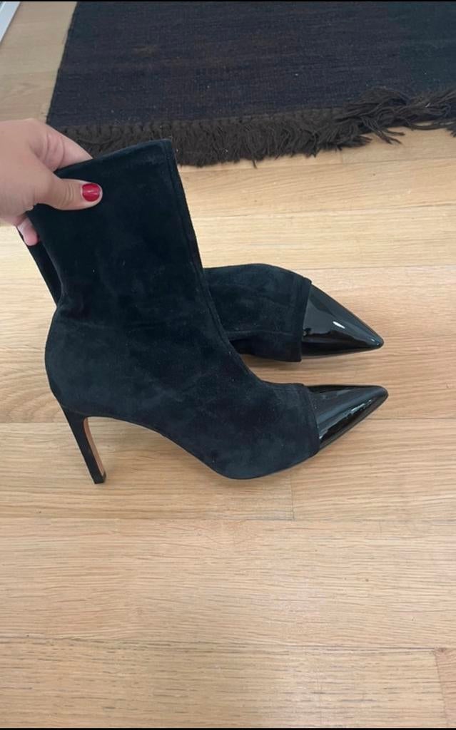 Givenchy laarzen, Kleding | Dames, Ophalen of Verzenden, Zo goed als nieuw, Zwart