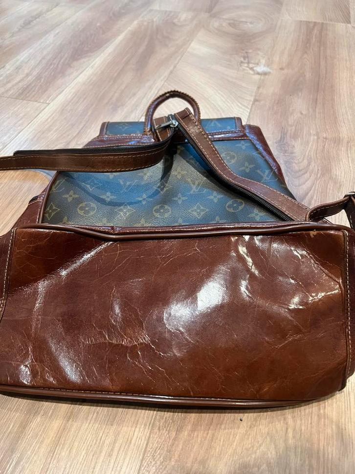 Vintage rugtas designer, Sieraden, Tassen en Uiterlijk, Tassen | Rugtassen, Gebruikt, Overige merken, 25 tot 40 cm, 30 tot 45 cm