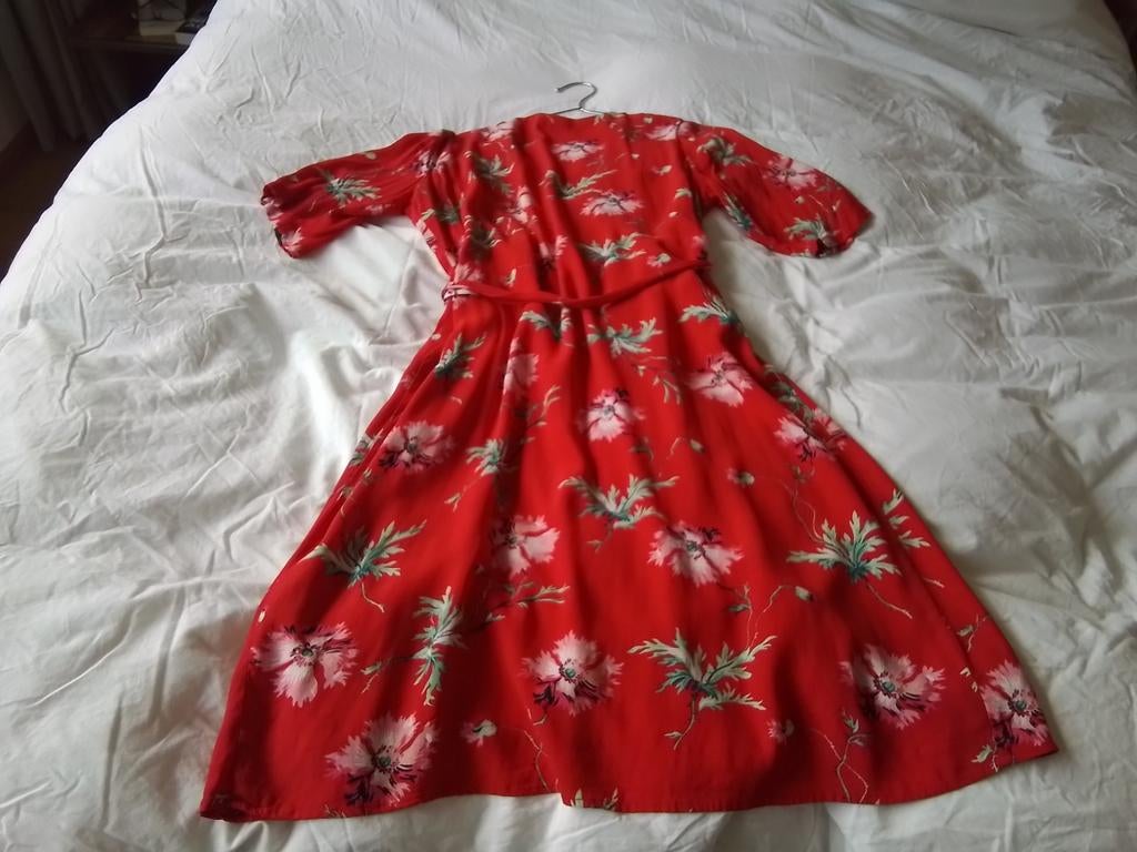 Rode jurk van Madness, maat L, Kleding | Dames, Jurken, Madness, Maat 42/44 (L), Ophalen of Verzenden, Zo goed als nieuw