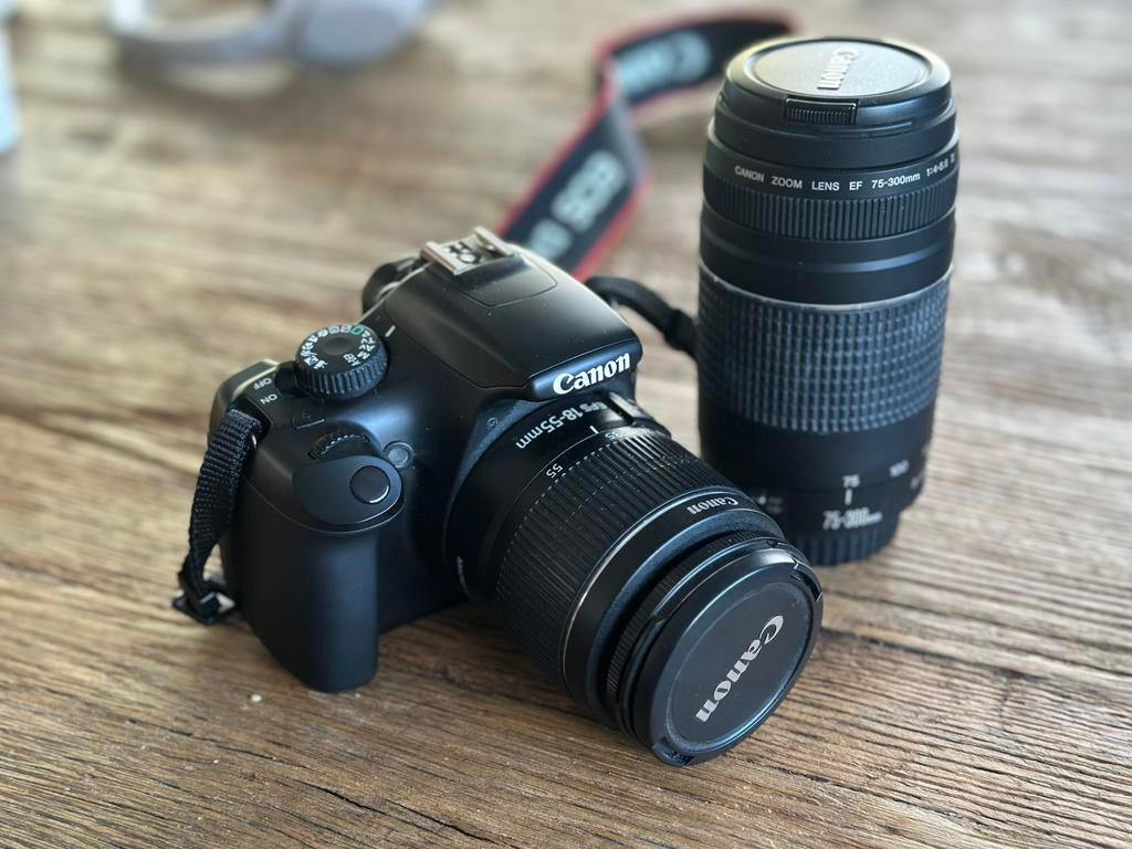 Canon EOS 1100D, Ophalen, Canon, Zo goed als nieuw, Minder dan 4 keer