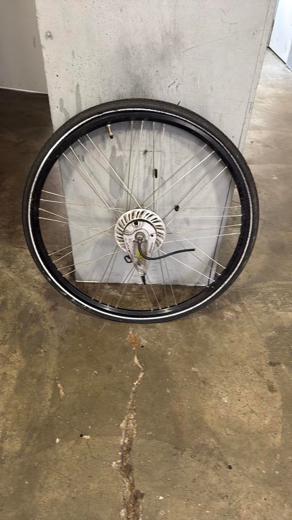 Voorwiel 28 inch voor E bike, Ophalen, Gebruikt