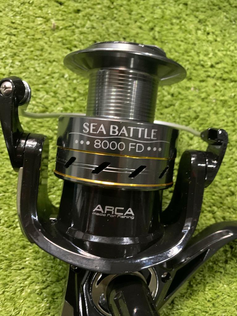 2x nieuwe Arca Sea Battle 8000 zeemolens, aluminium spoel, Watersport en Boten, Hengelsport | Zeevissen, Ophalen of Verzenden