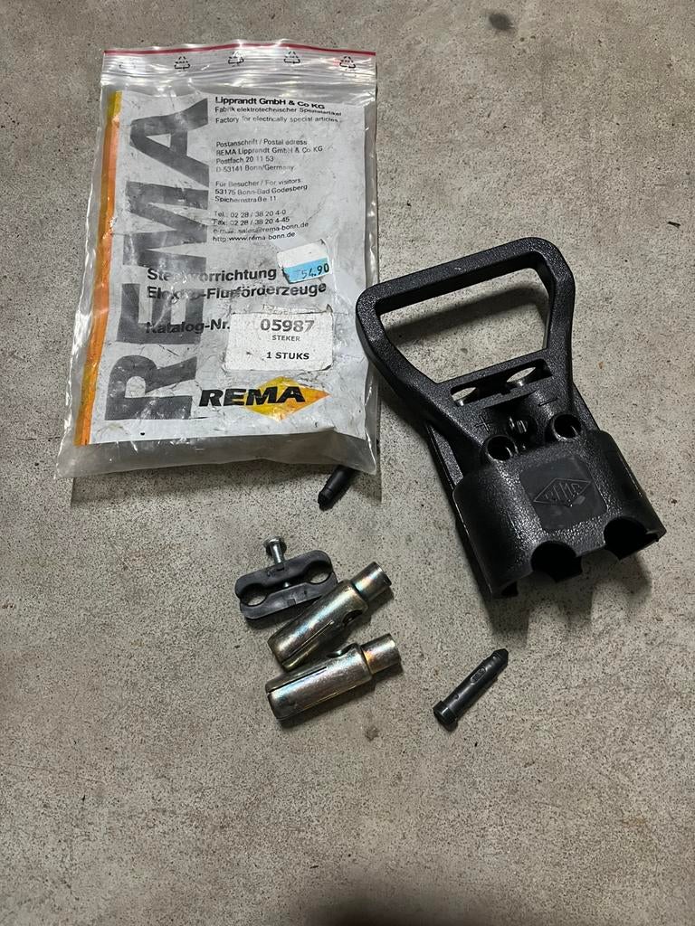 Rema 05987 & 05973 stekker accu heftruck elektroauto, Ophalen, Nieuw, Nvt, Nvt
