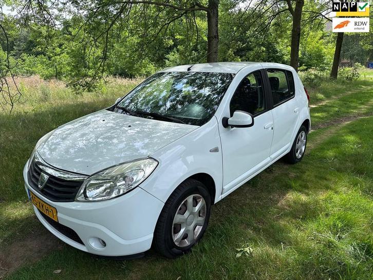 Dacia Sandero 1.2 Lauréate apk t/m 13-03-2027, Auto's, Dacia, Bedrijf, Te koop, Sandero, ABS, Airbags, Boordcomputer, Centrale vergrendeling