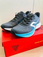 Nieuwe Sneakers Gympen in doos Maat 42, Osaga, Overige kleuren, Nieuw, Ophalen of Verzenden