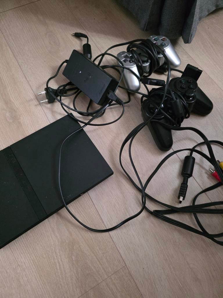 Niet werkende ps2 te koop, Spelcomputers en Games, Ophalen, Met 1 controller