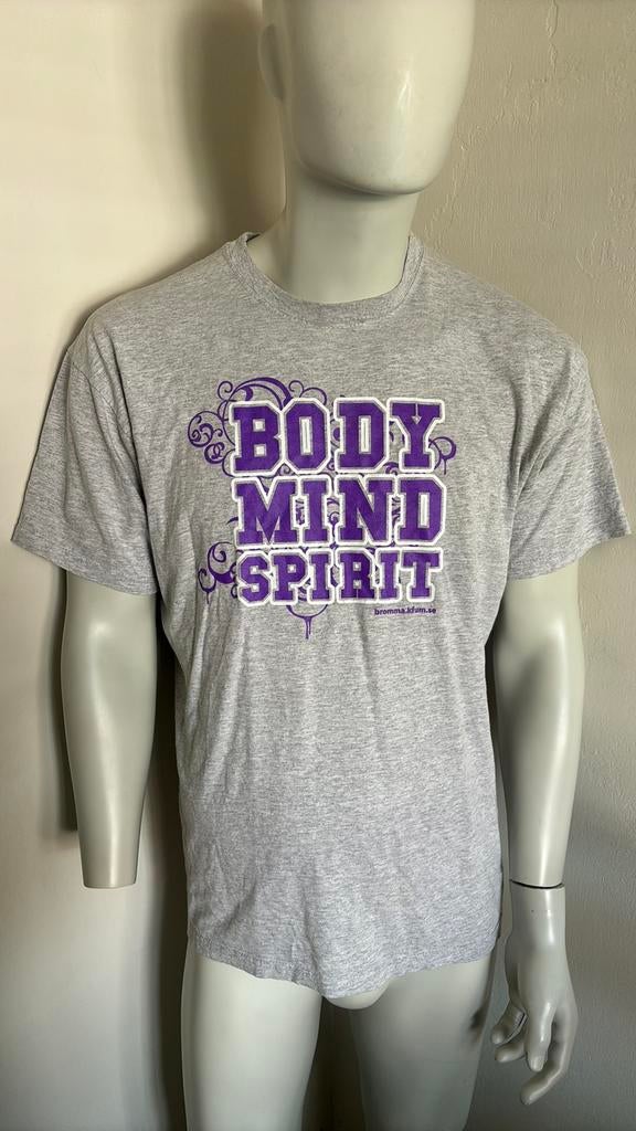 Body Mind Spirit shirt maat L, Ophalen of Verzenden, Zo goed als nieuw, Zwart, Korte mouw