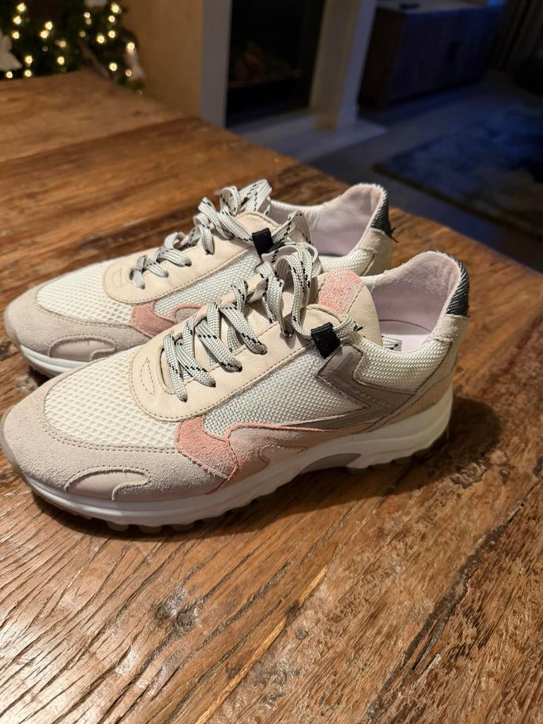 Viavai sneakers roze/wit maat 37 als nieuw, Ophalen of Verzenden, Zo goed als nieuw, Roze, Sneakers of Gympen