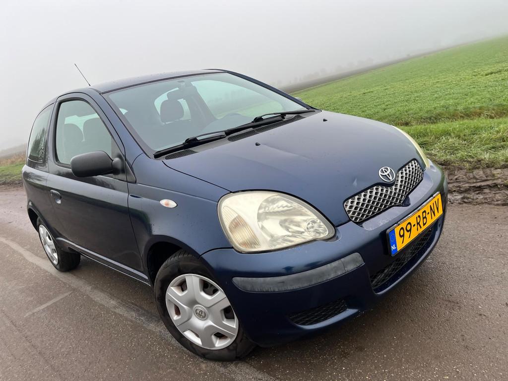 Toyota Yaris 1.0 VVT-i Idols / 150.000 km nap, Gebruikt, 4 cilinders, 855 kg, Origineel Nederlands