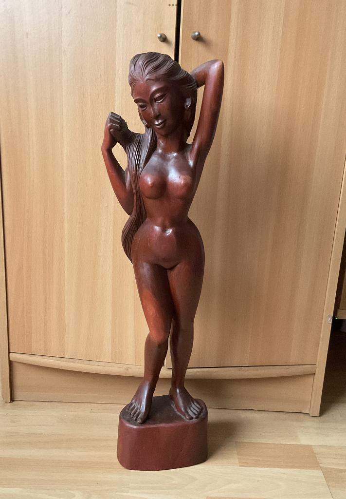 Naakt houten beeld, Handgemaakt, Beeld, Hout, Bruin