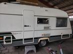 Goed onderhouden 4 persoons caravan, Luifel, 750 - 1000 kg, Particulier, Vast bed