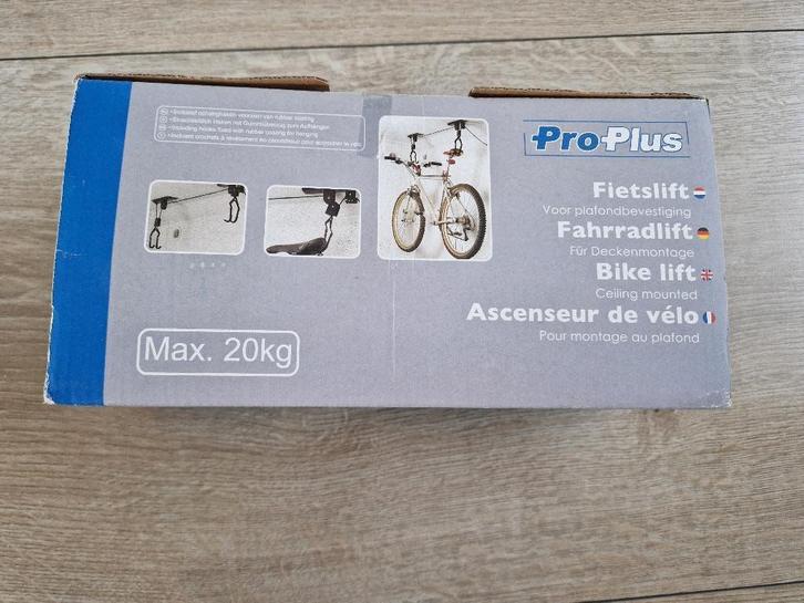 Nieuw in doos: FIETS-LIFT, Fietsen en Brommers, Fietsaccessoires | Fietsgereedschap, Nieuw, Overig gereedschap, Ophalen