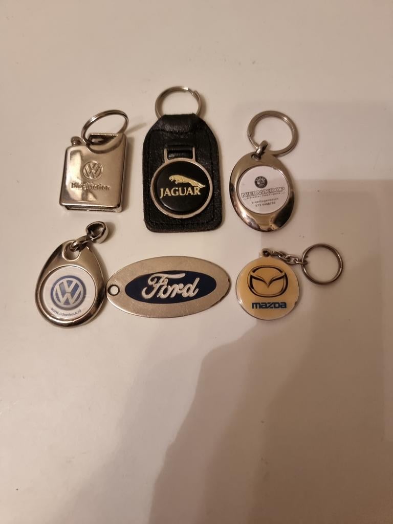 Diverse autosleutelhangers - Volkswagen, Ford, Jaguar, Mazda, Verzamelen, Merken en Reclamevoorwerpen, Ophalen of Verzenden
