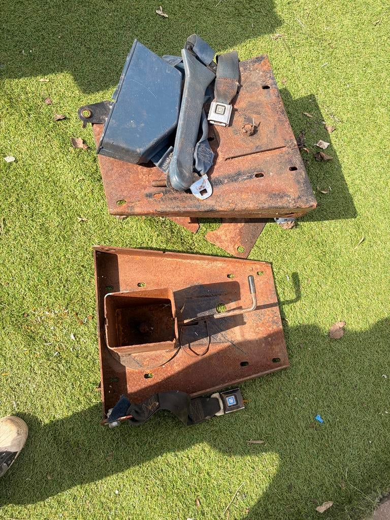 J5 draai plateaus, Auto-onderdelen, Ophalen of Verzenden, Gebruikt, Peugeot