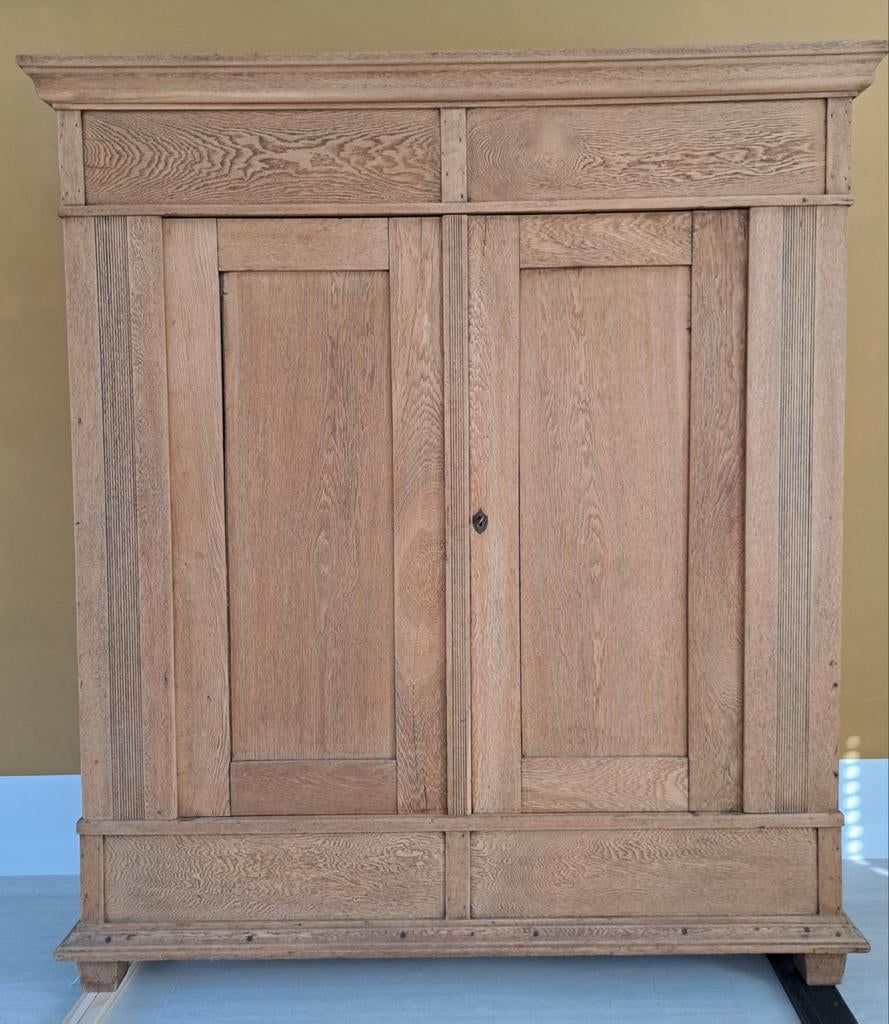 Brocante eiken linnenkast, Antiek en Kunst, Ophalen