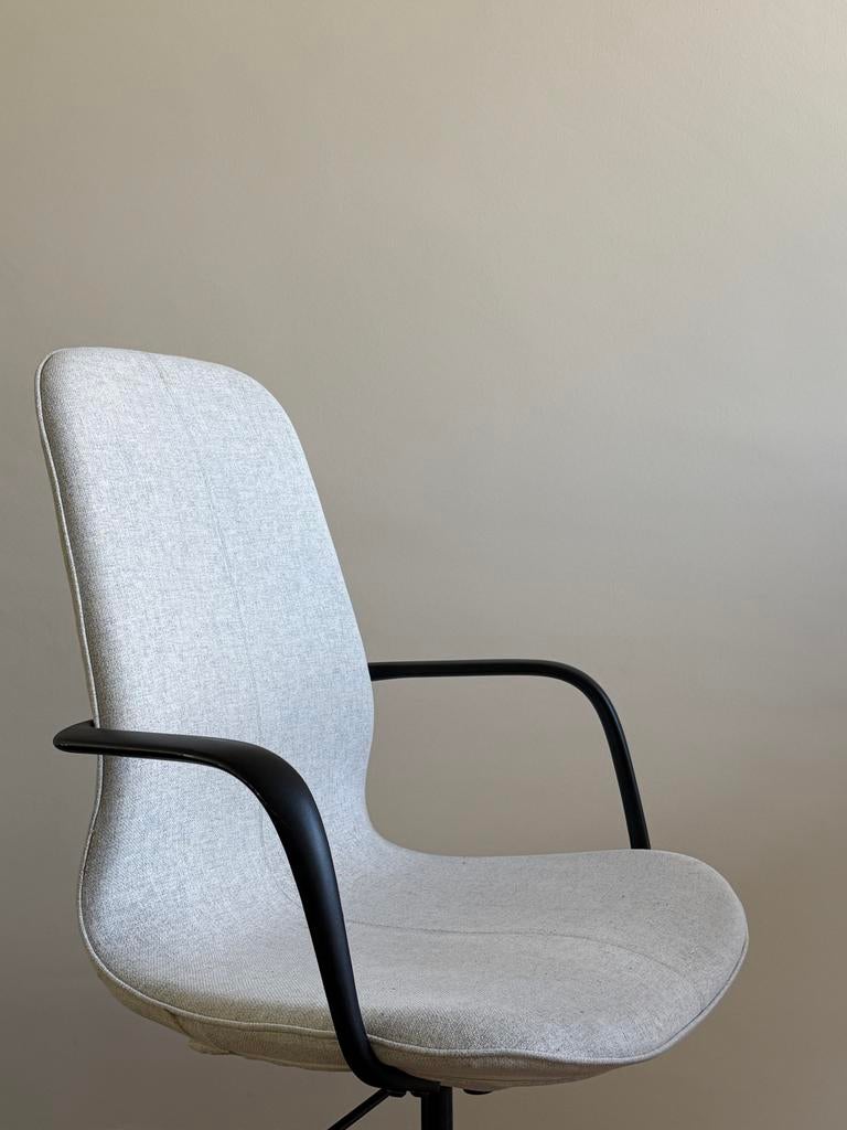 IKEA bureaustoel - Zo goed als nieuw, in hoogte verstelbaar, Huis en Inrichting, Bureaustoelen, Ophalen, Zo goed als nieuw, Grijs