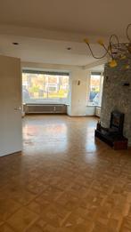 GRATIS Vloer, zelf eruit halen, ophalen, Doe-het-zelf en Verbouw, Vloerdelen en Plavuizen, Ophalen, 50 tot 150 cm, Zo goed als nieuw