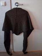 Shawl van Zusss, Maat 38/40 (M), Ophalen of Verzenden, Zo goed als nieuw, Sjaal