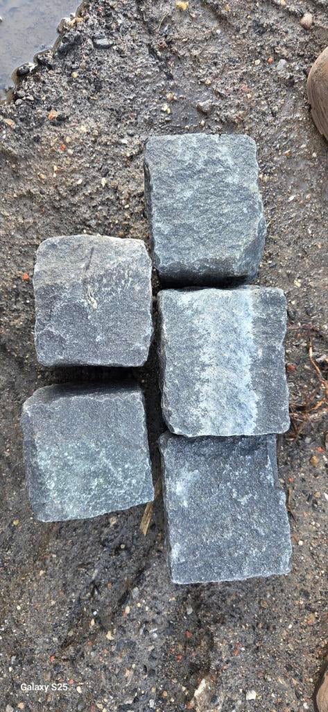 Basaltkeien ca. 10x10 cm in bigbag, Ophalen, Overige typen