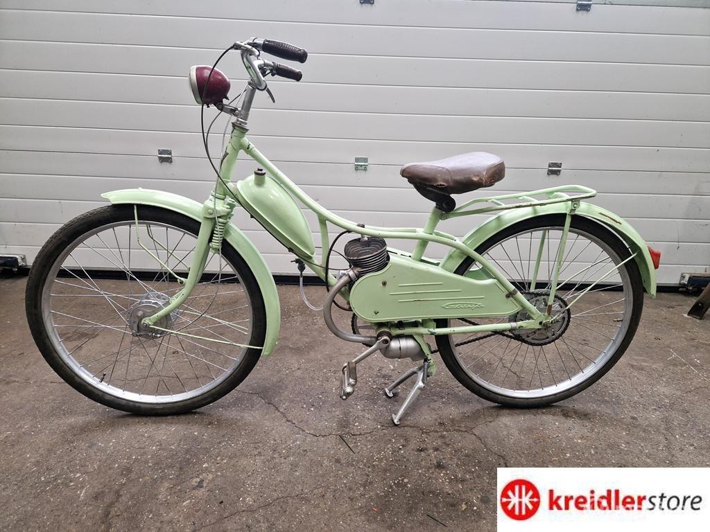 Riga bromfiets loopt goed fiets model zonder kenteken