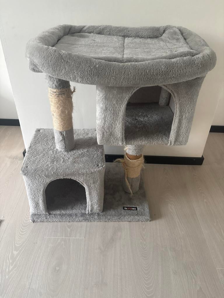 Gratis cat tree, Ophalen