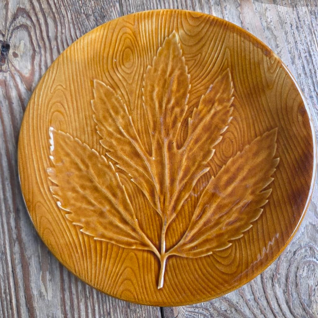 Vintage Gien France Prime Fleur bord met bladmotief, Ophalen of Verzenden