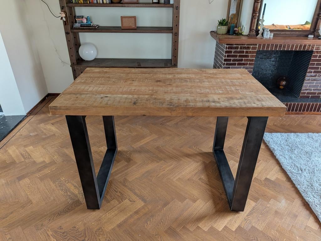 Industriële eettafel van mangohout - 140x80x91.5 cm, Huis en Inrichting, Tafels | Eettafels, Ophalen