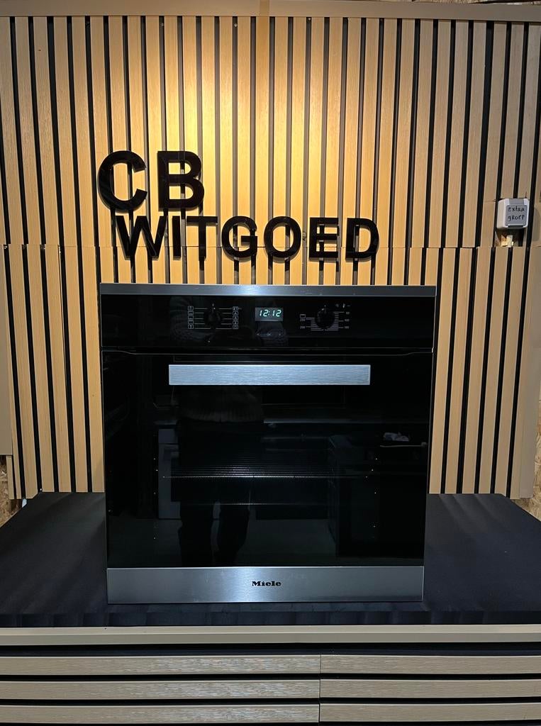 Luxe Miele solo oven met alle toebehoren, Witgoed en Apparatuur, Ovens, Zo goed als nieuw, Inbouw, Oven met grill, 60 cm of meer