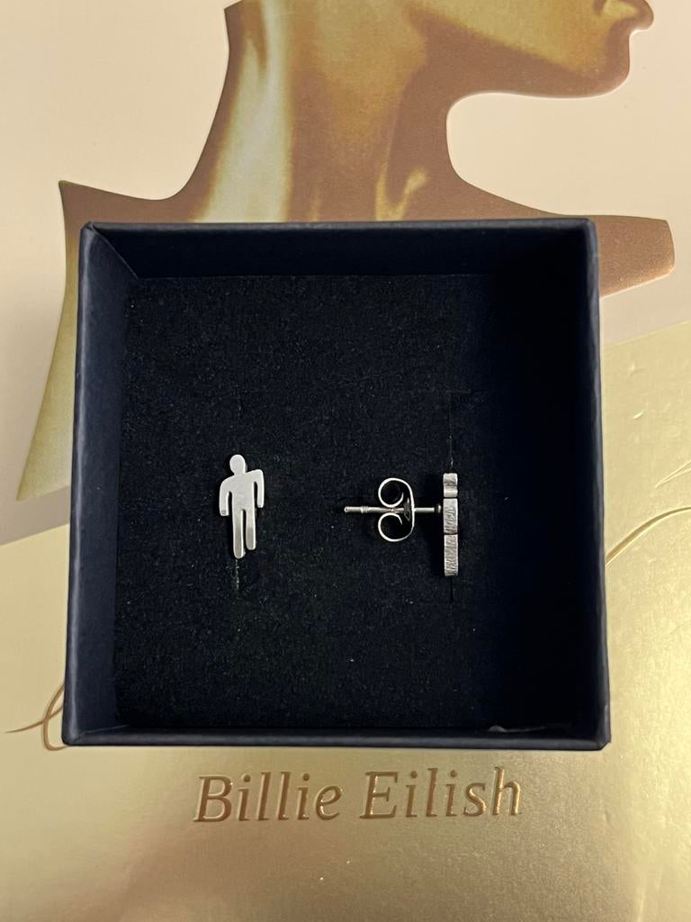 Billie Eilish oorbellen, Ophalen of Verzenden, Nieuw, Goud, Overige materialen