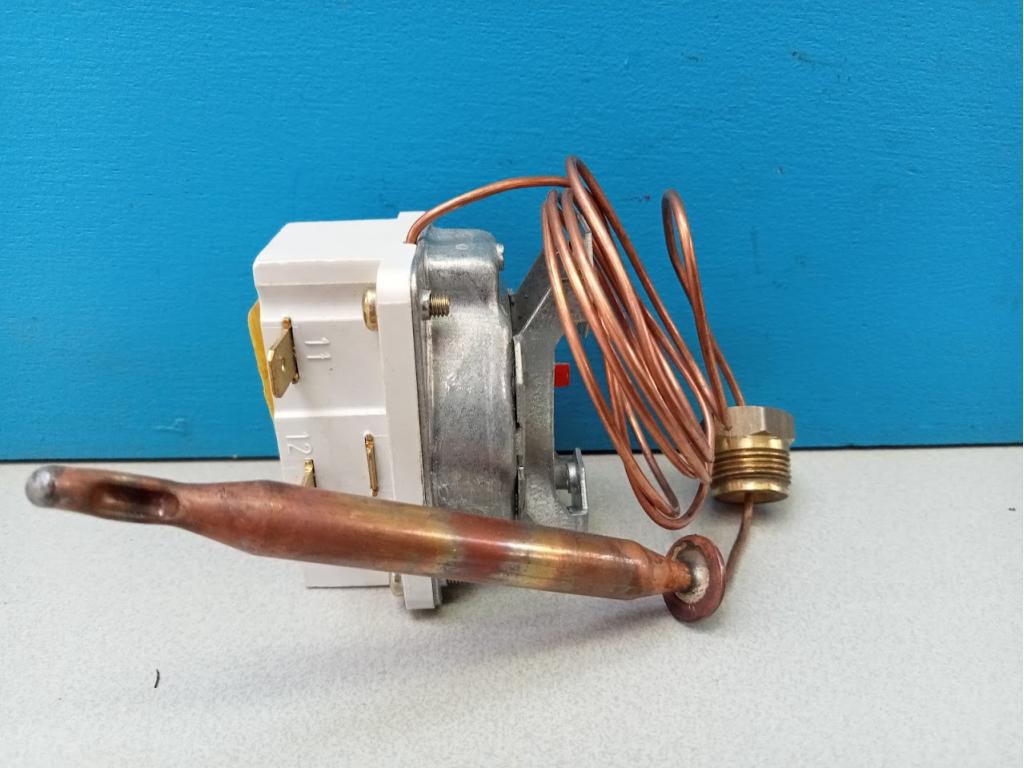 Boilerthermostaat Nefit Fasto art.nr: 18050, Doe-het-zelf en Verbouw, Niet ingevuld, Cv-ketel of Combi-ketel, Niet ingevuld, Nieuw