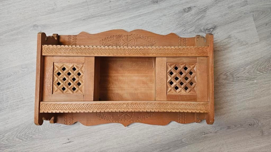 Vintage wandkastje, Ophalen
