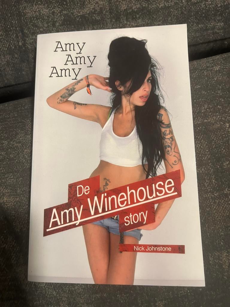 AMY WINEHOUSE Amy Amy Amy, Boeken, Muziek, Ophalen of Verzenden, Zo goed als nieuw, Artiest