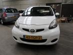 Toyota Aygo 1.0-12V Comfort Navigator, Voorwielaandrijving, Euro 5, Stof, Gebruikt