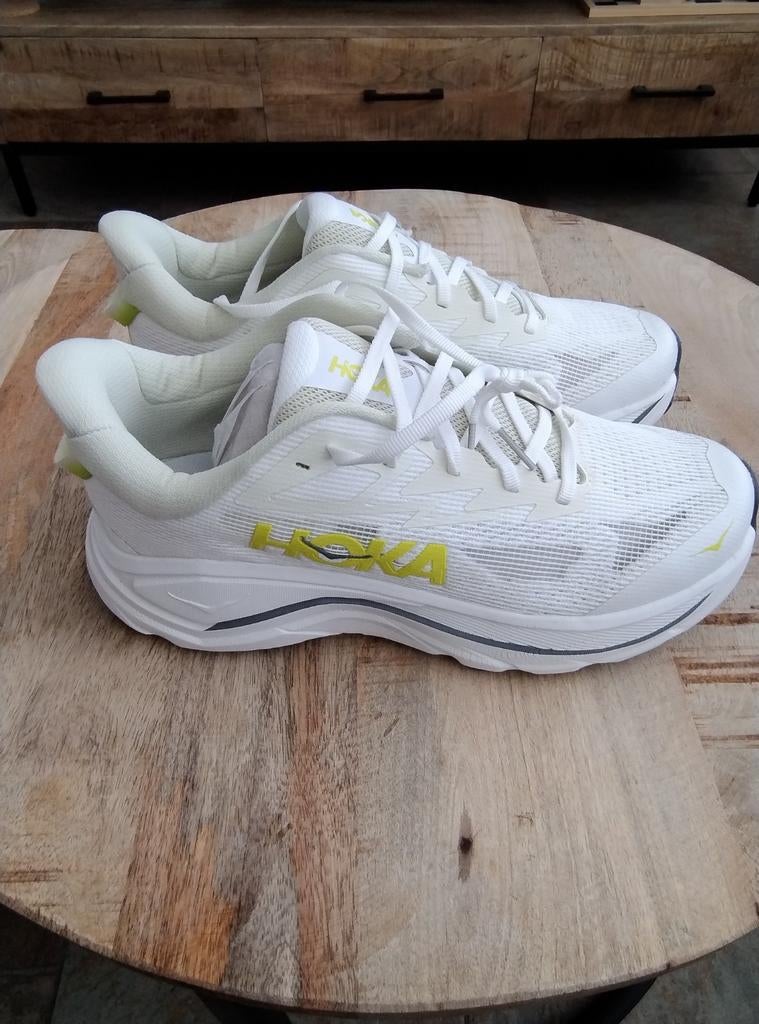 HOKA Challenger 8, nieuw, maat 42,5, wit, Sport en Fitness, Loopsport en Atletiek, Overige merken, Hardloopschoenen, Nieuw, Ophalen of Verzenden